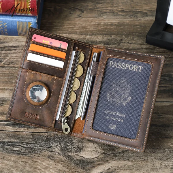 étui en cuir pour passeport